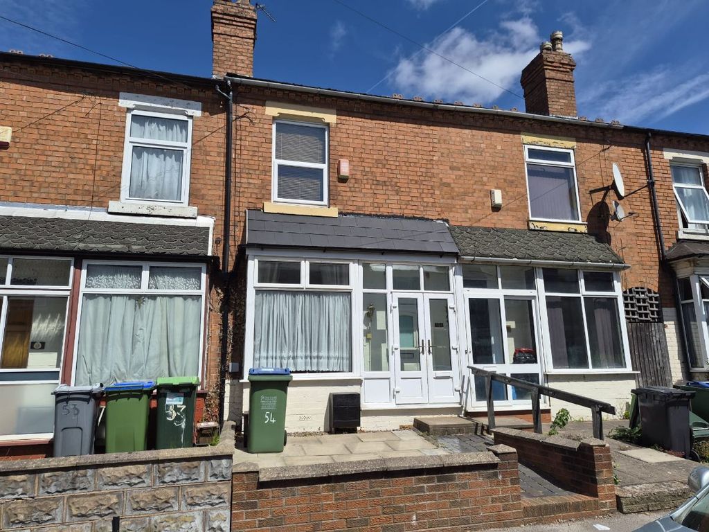 Property photo 1 of 18