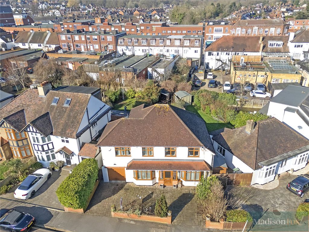 Property photo 1 of 42 Picture No. 04