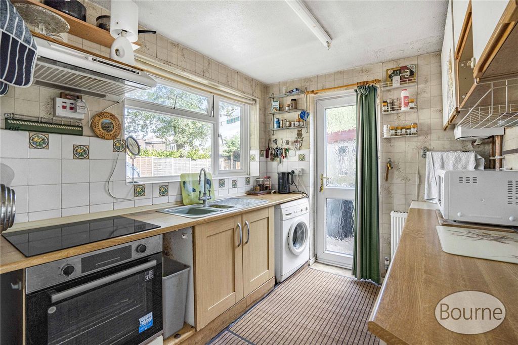 Property photo 3 of 22 Picture No. 47