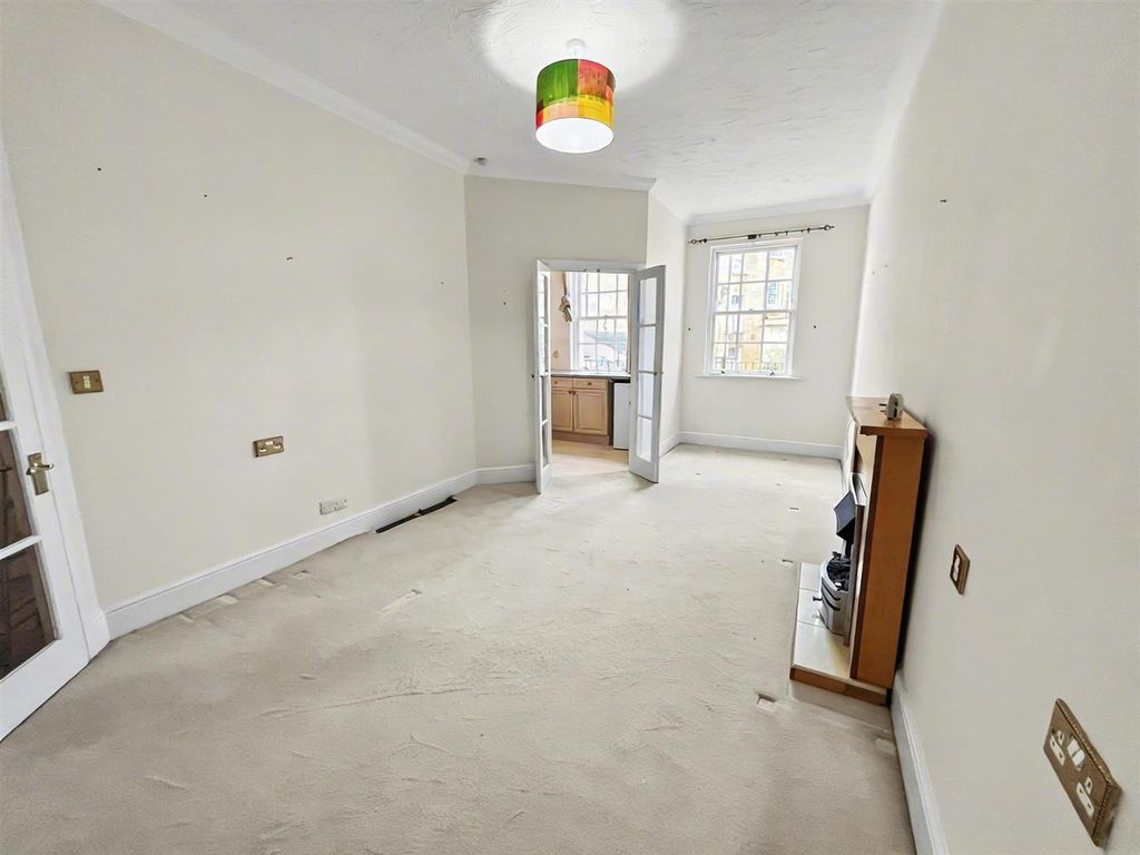 Property photo 3 of 5 Reception Room