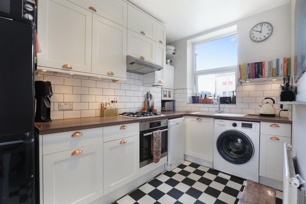 Property photo 2 of 11 Ach_3543.Jpg