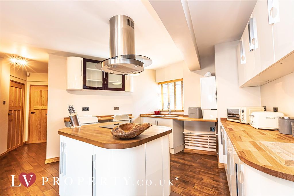 Property photo 1 of 11 10.Jpg