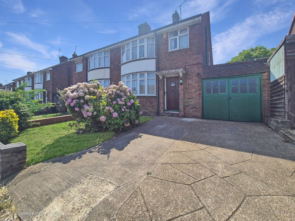 Property photo 1 of 12 4392150
