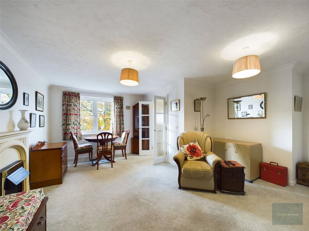 Property photo 1 of 11 Picture No. 04