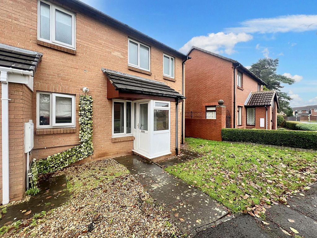Property photo 1 of 8