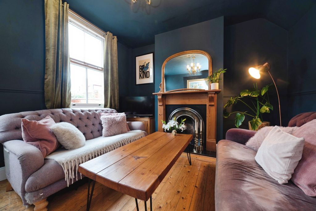 Property photo 2 of 21 Photo #2