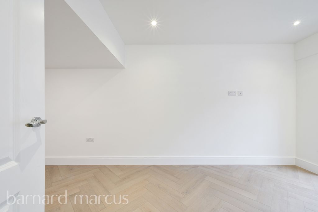 Property photo 2 of 5 Reception Room