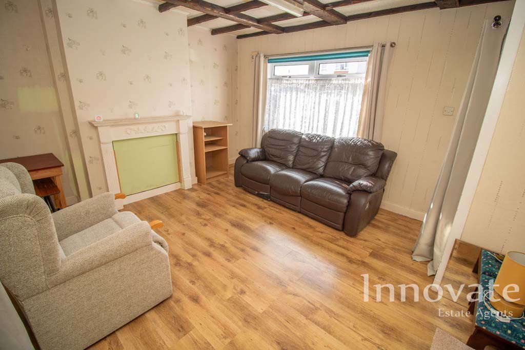 Property photo 2 of 10 Photo 3