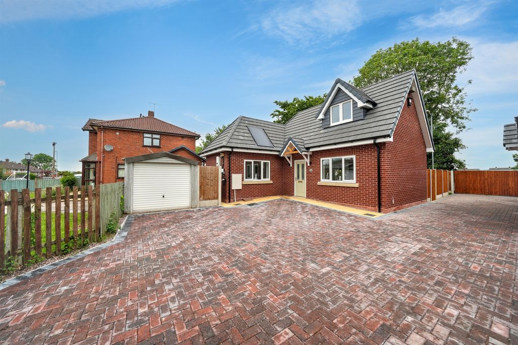 Property photo 1 of 19