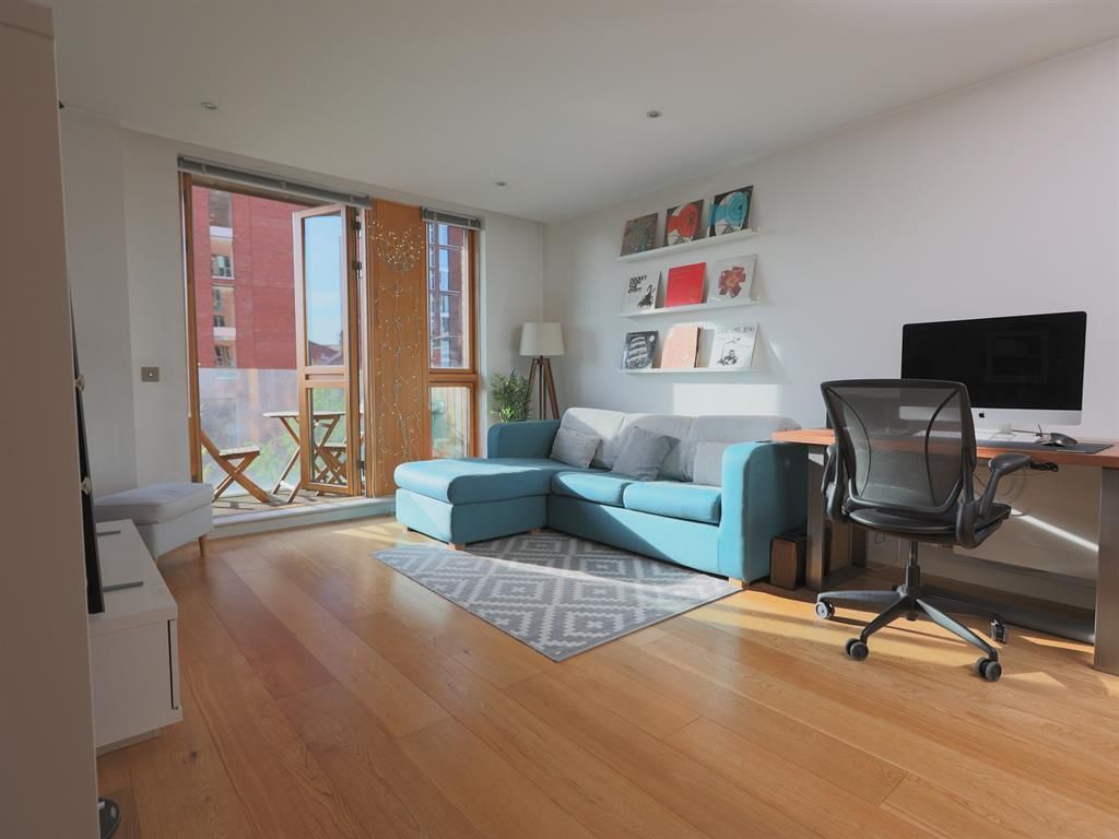 Property photo 2 of 13