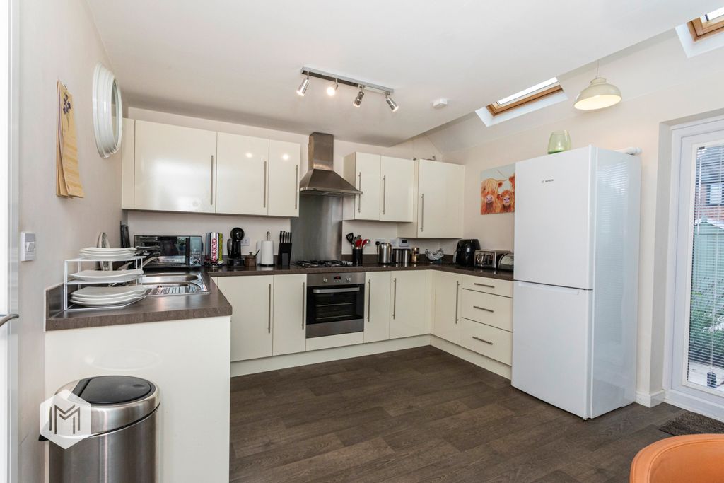 Property photo 2 of 23 Picture No. 02