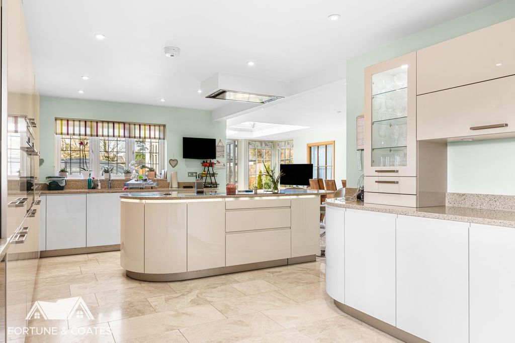 Additional image 4 of 6 bed detached house for saleSheering Road, Harlow CM17