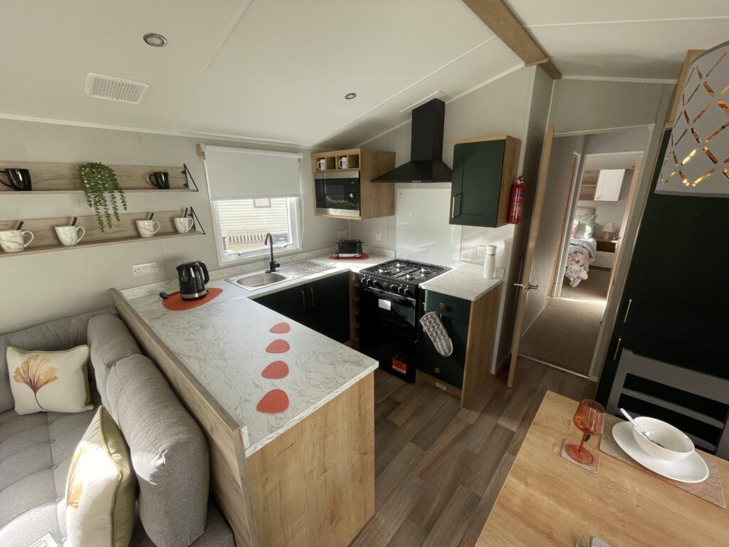 Property photo 2 of 6 3