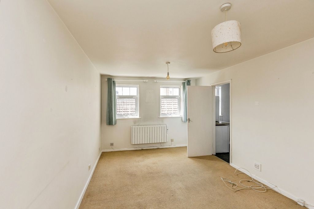 Property photo 2 of 14 Pbox-Img.Jpg