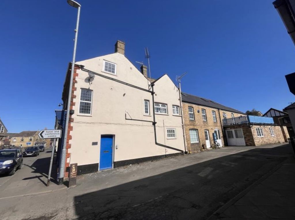 Property photo 1 of 4 Exterior