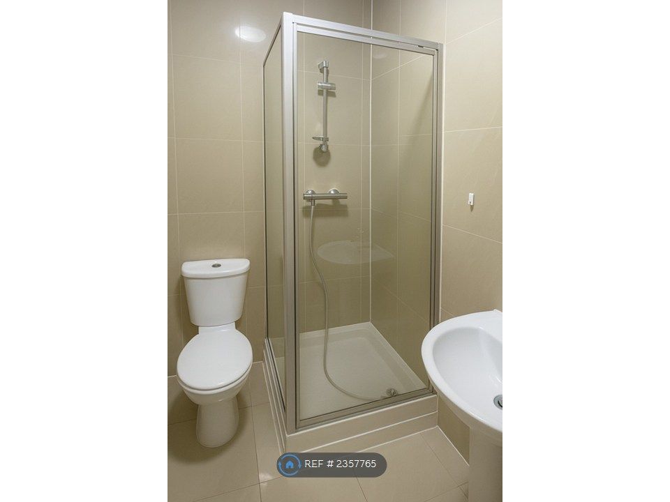 Property photo 3 of 9 Ensuite Toilet