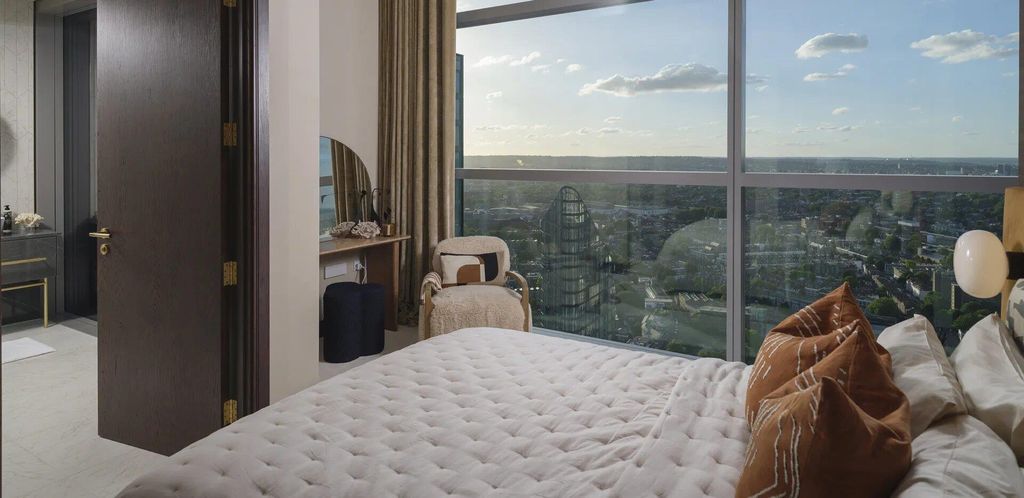 Property photo 3 of 4 250-City-Road_Penthouse-Interiors_Image6_25072024.