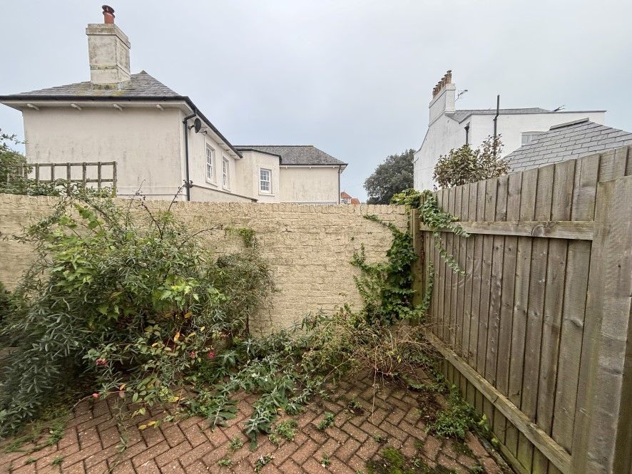 Property photo 3 of 4