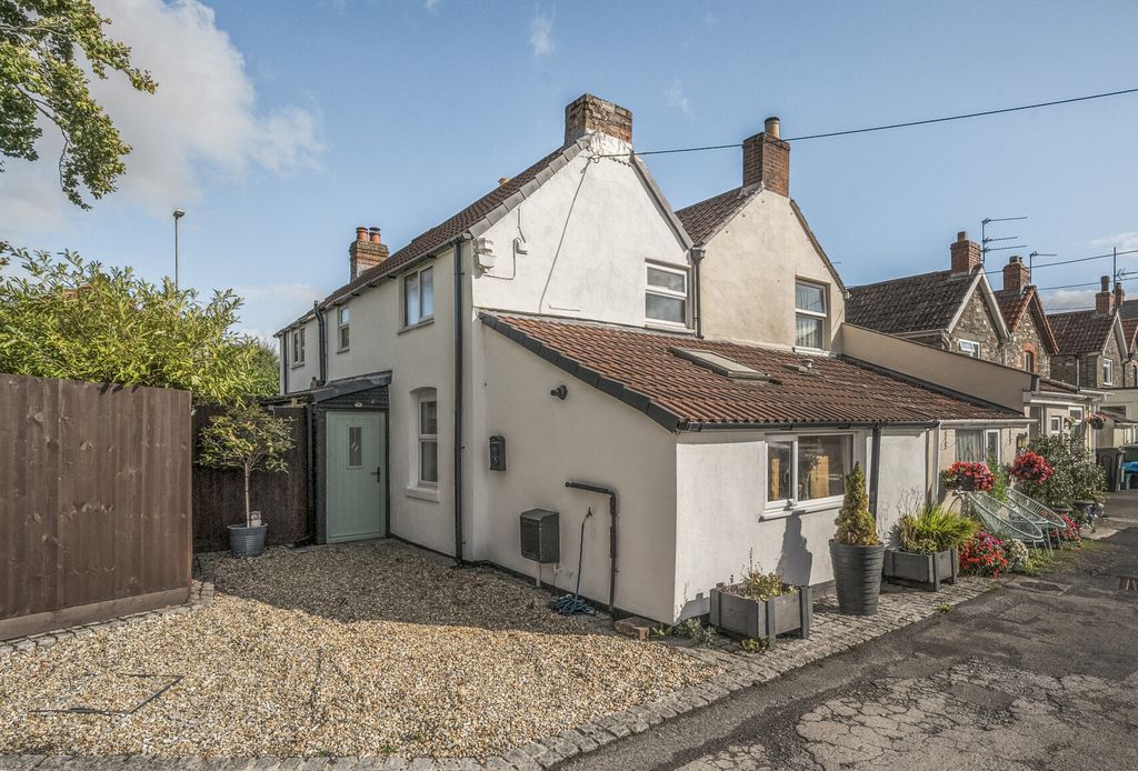 Property photo 1 of 16 1350491-1-68c2F46...