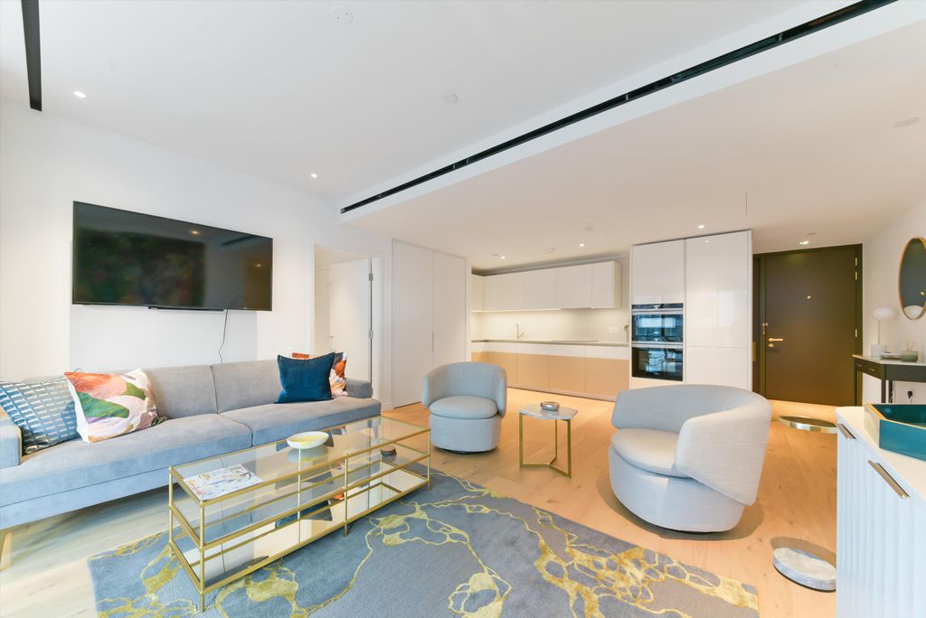 Property photo 2 of 12 Image