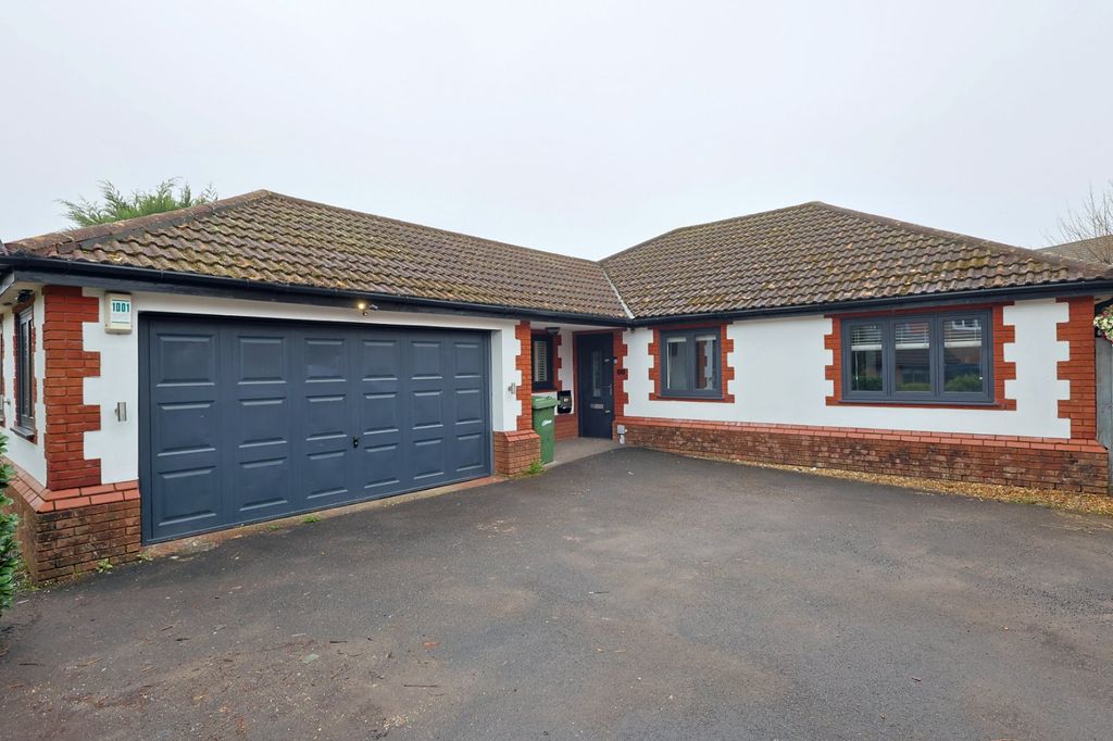 Property photo 2 of 45 Picture No. 48