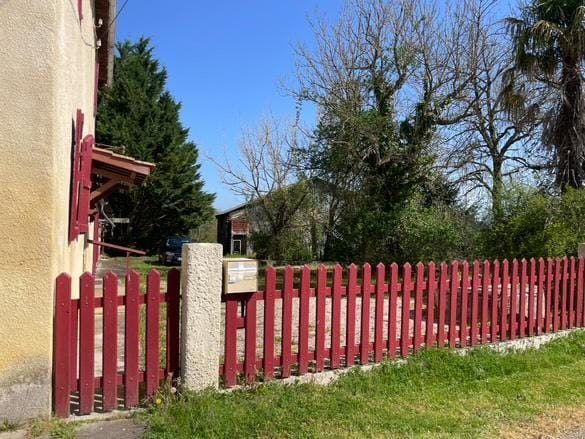 Property photo 3 of 49