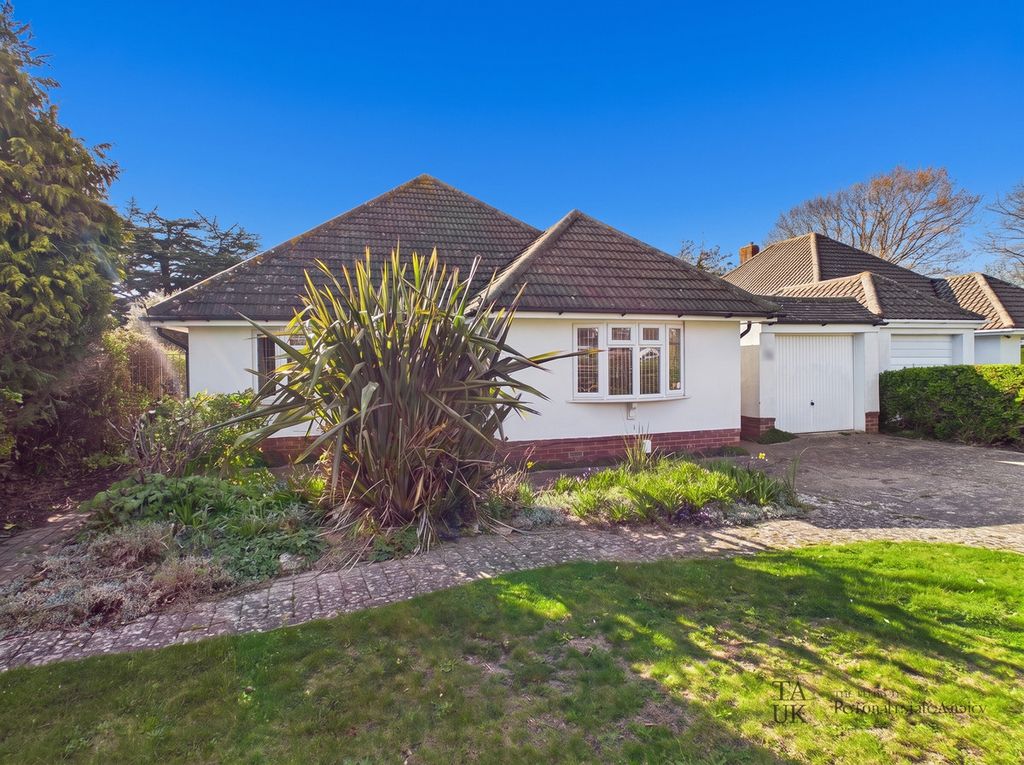 Property photo 1 of 28
