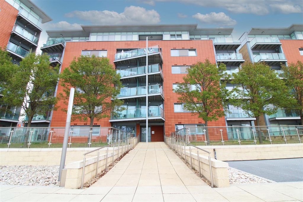 Property photo 1 of 7 Front Edit 1.Jpg