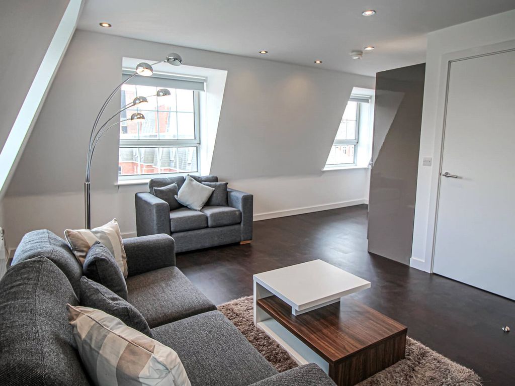 Property photo 2 of 12