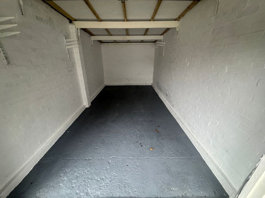 Property photo 2 of 2