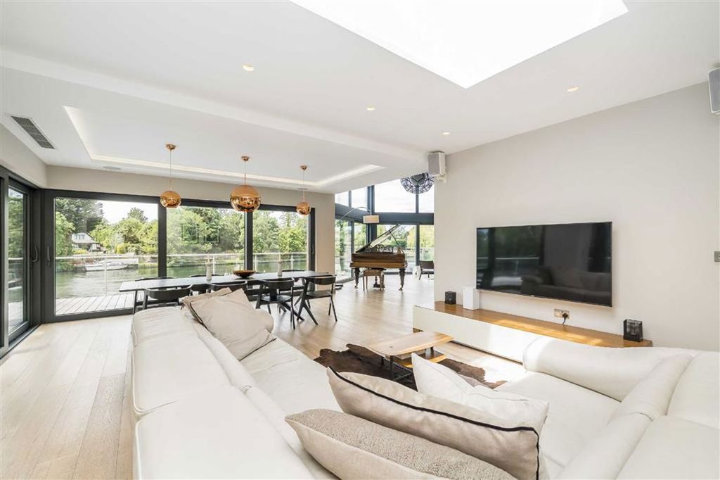 Additional image 4 of 5 bed detached house for saleFriary Island, Staines-Upon-Thames TW19