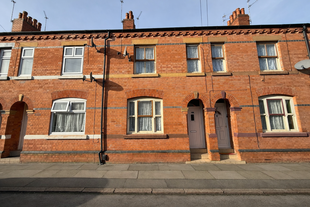 Property photo 1 of 8 Front