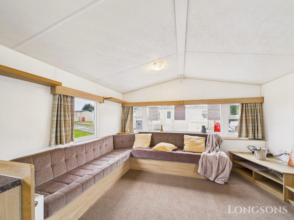 Property photo 1 of 16 Cam02173G0 Pr0327 Still018