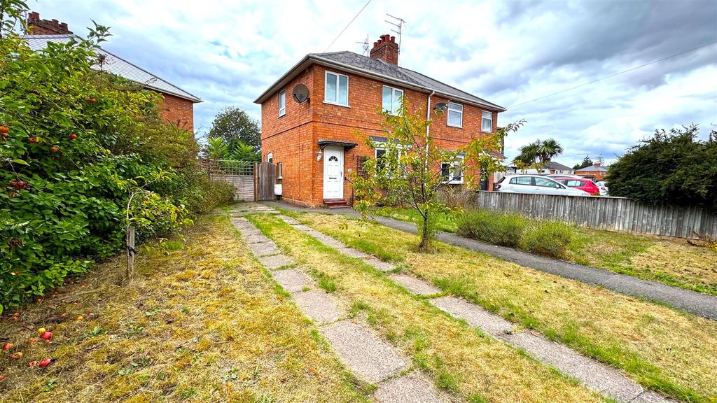 Property photo 1 of 14 Front (2).Jpg