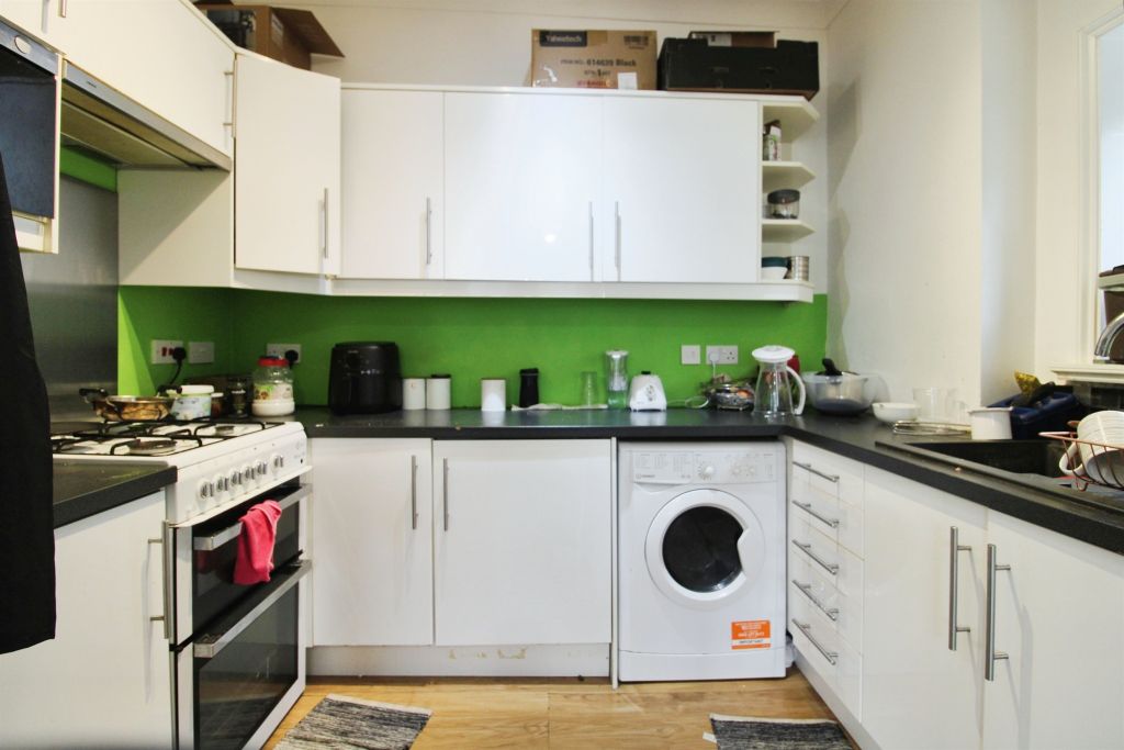 Property photo 3 of 15
