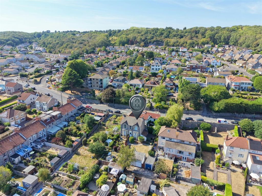 Property photo 3 of 19 Drone