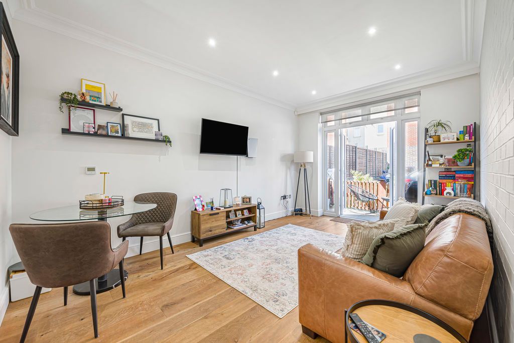 Property photo 2 of 15 Open Plan