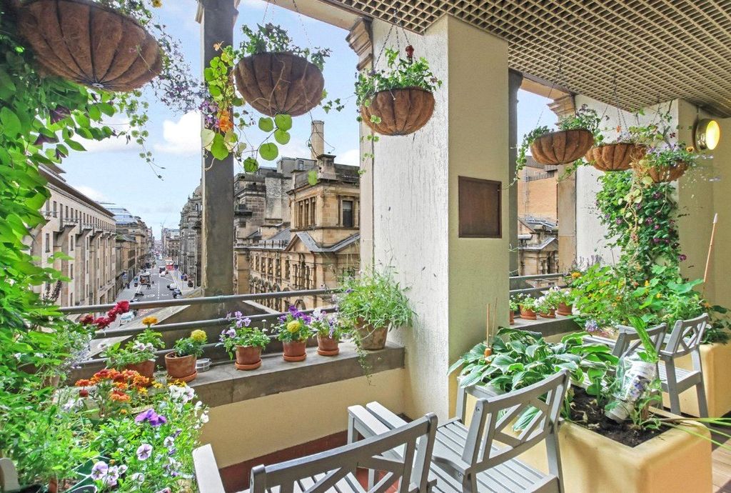 Property photo 3 of 6 Picture No. 08