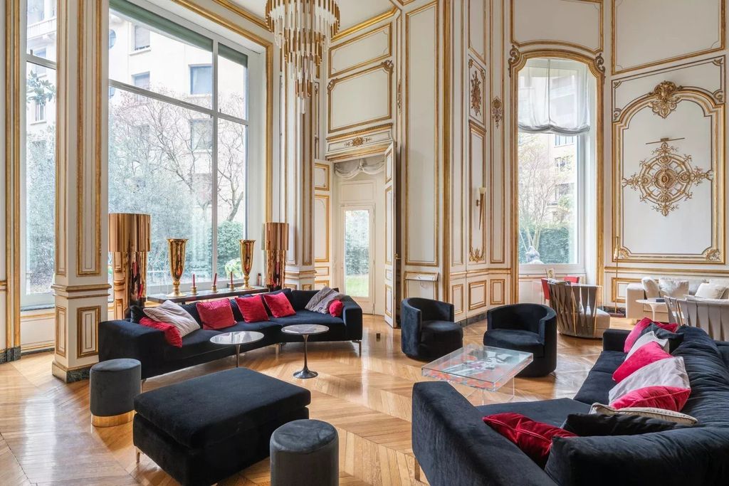 Property photo 1 of 37 Paris Xvie - Oecd - Spectacular Reception Apartment Combining Splendor And Exceptional Volumes.