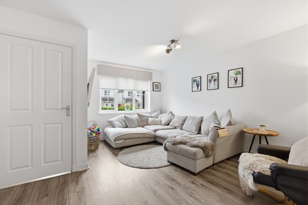 Property photo 2 of 31 Photo 2