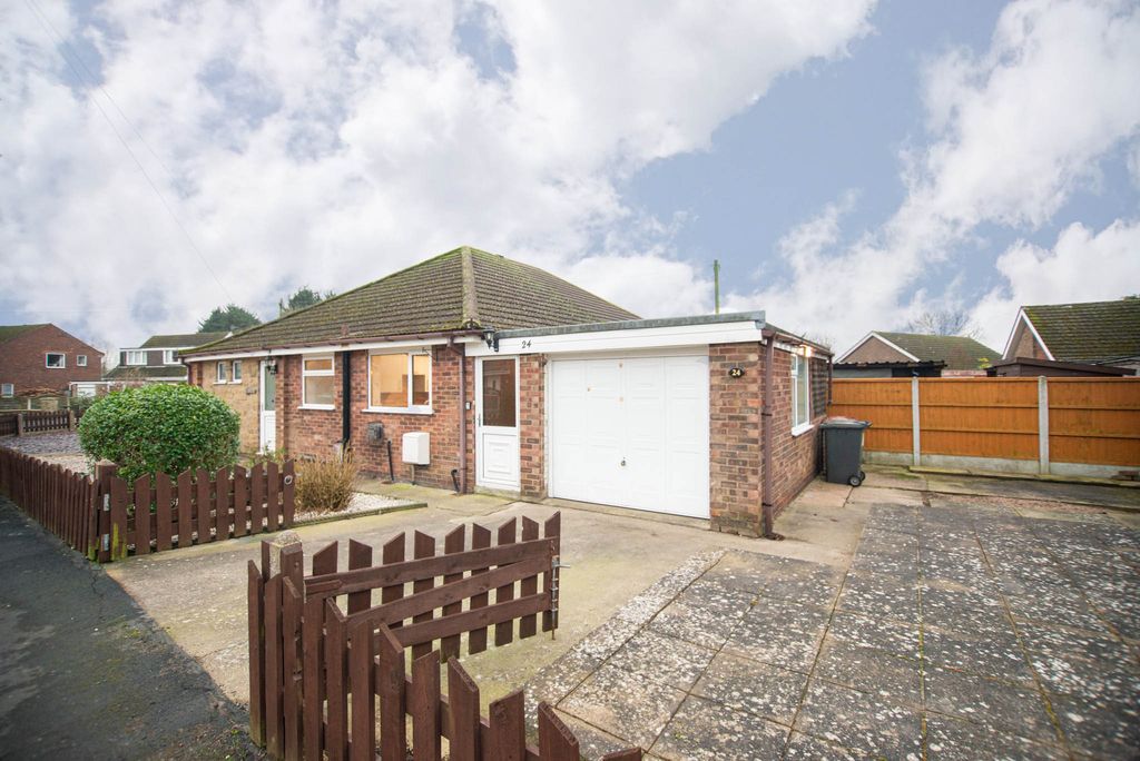 Property photo 2 of 20