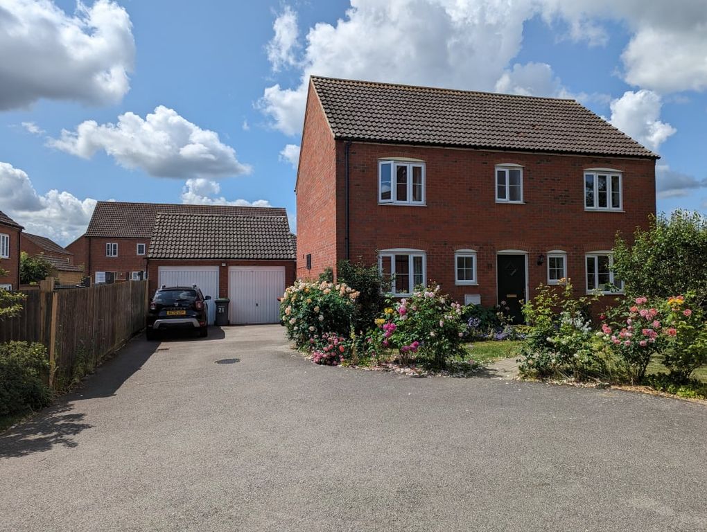 Property photo 2 of 22