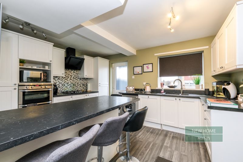 Property photo 2 of 19 Photo 1