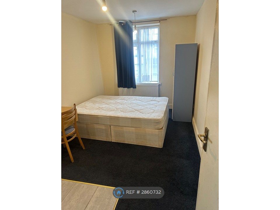 Property photo 1 of 3