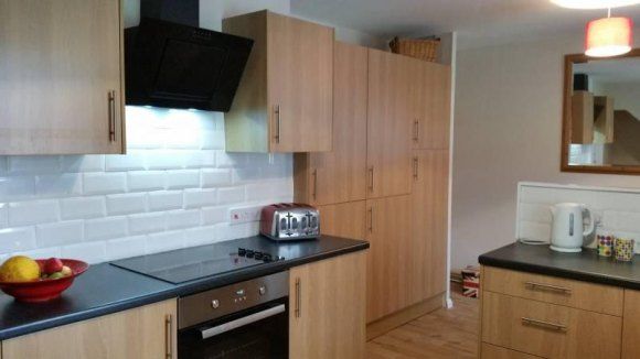 Property photo 3 of 19 Kitchen