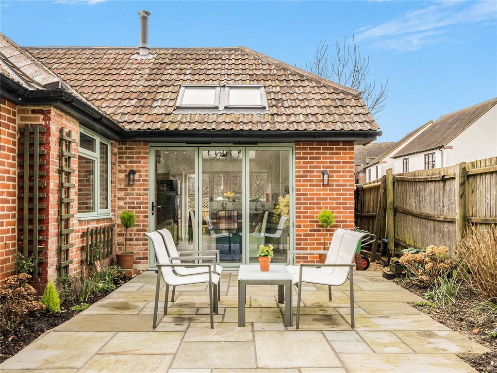 Property photo 2 of 27 Picture No. 07