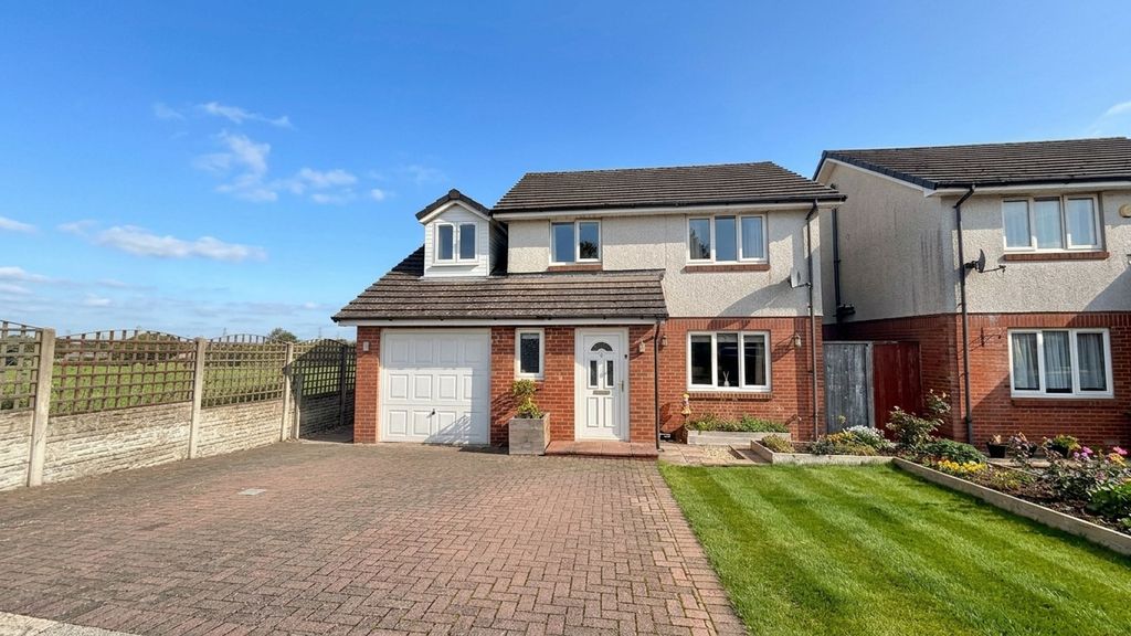 Property photo 1 of 21 Crindledyke Close