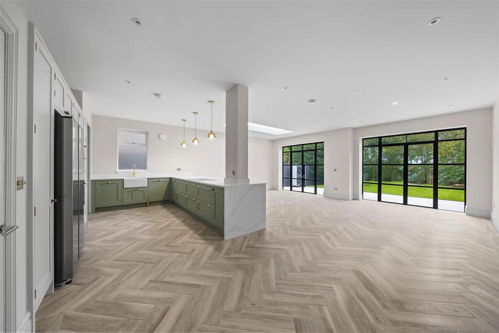 Property photo 2 of 30 Dsc03532.Jpg