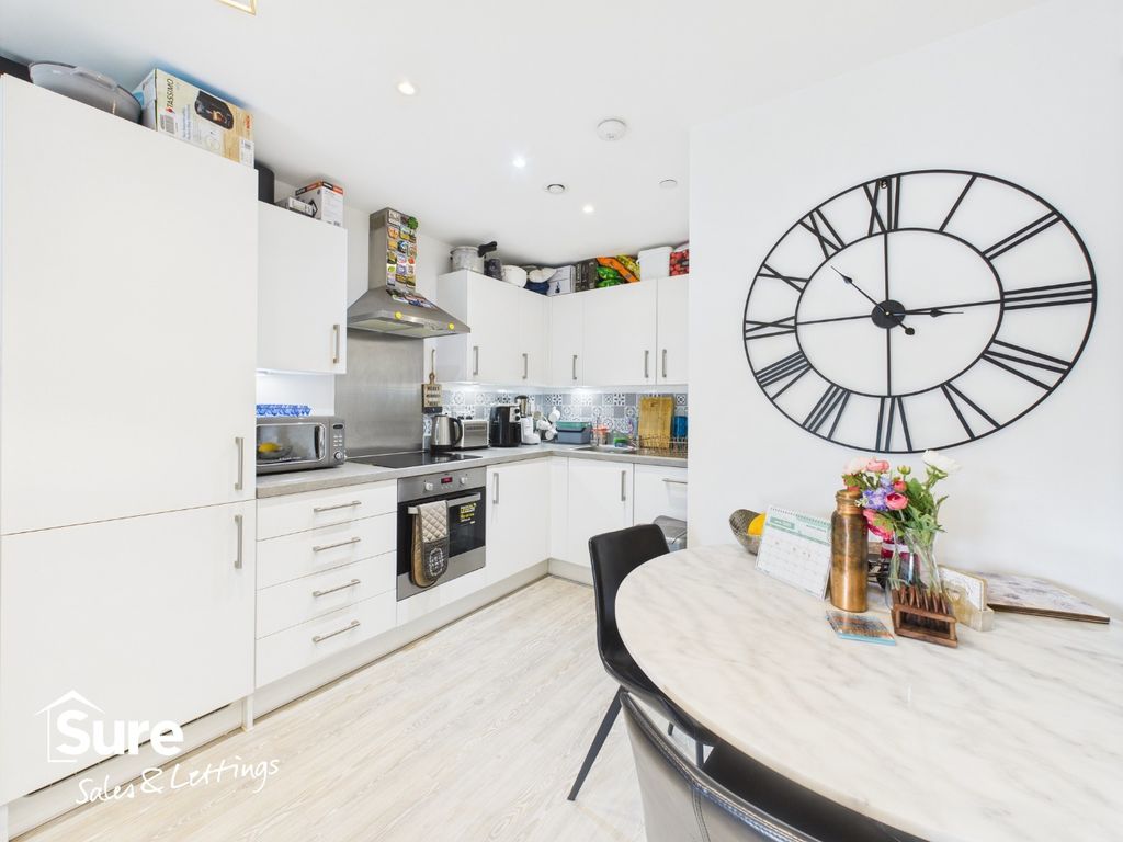 Property photo 1 of 22 3850720