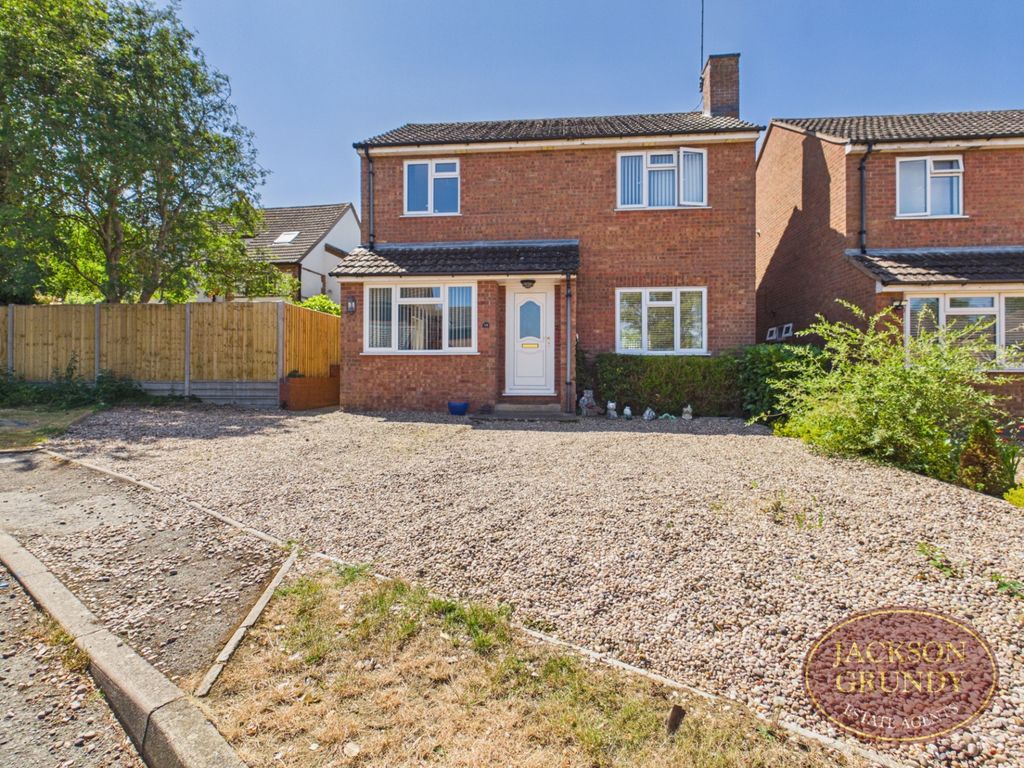 Property photo 1 of 16 Parkfield Road